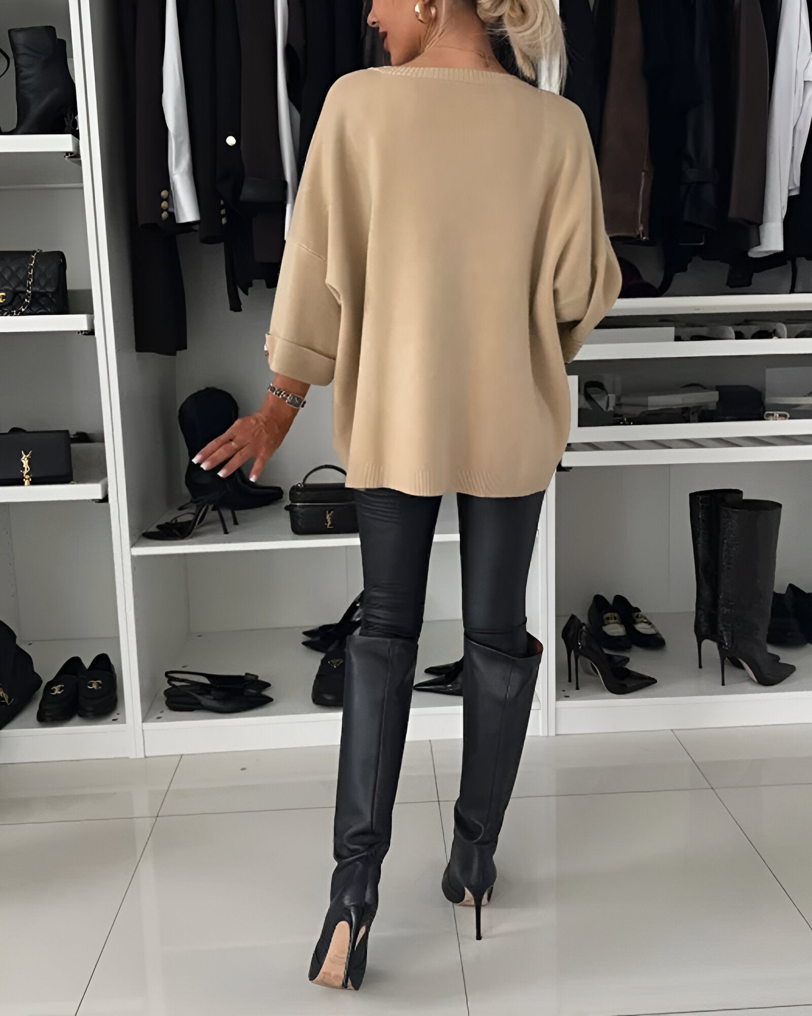 Sieglinde - Sweter z okrągłym dekoltem