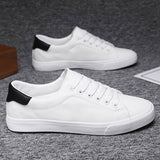Oliwier | Białe sneakersy – Klasyczna elegancja i uniwersalność
