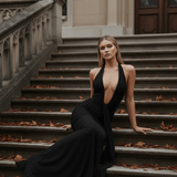 Oliwia | Sukienka Maxi z Głębokim Dekoltem Halter