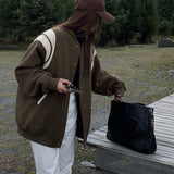 Adrielle | Retro kurtka varsity oversize z kontrastowymi rękawami i ściągaczami