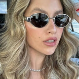 Mirevia | Okulary przeciwsłoneczne – ochrona UV i elegancki styl