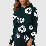 Kwiatowe Łzy | Elegancki Dres – Stylowy Design dla Komfortu i Swobody Ruchów