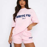 White Fox | Zestaw w luźnym stylu z T-shirtem i szortami