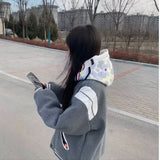 Adrielle | Retro kurtka varsity oversize z kontrastowymi rękawami i ściągaczami