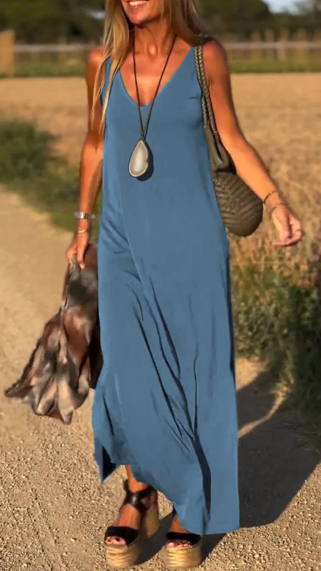 Evelyne - Elegancka Długa Sukienka Bez Rękawów