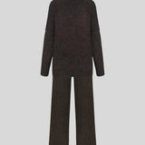 Elina | Klasyczny jednolity zestaw – ponadczasowa elegancja, komfort i uniwersalny styl na co dzień